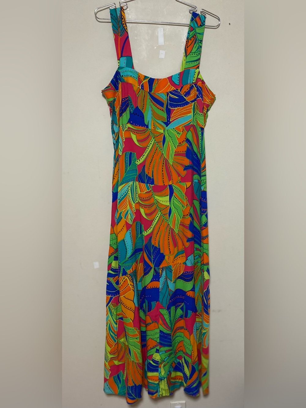 Vibrant Tropical Print Maxi Dress in Multi-Color